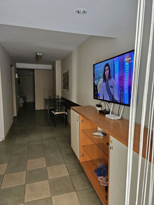 Дава се под наем Едностаен апартамент в Варна, ЖП Гара - 40 кв.м за 398.82 € - Снимка #1