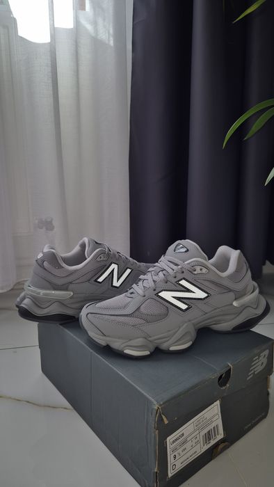 Adidași New Balance 9060 Ofertă