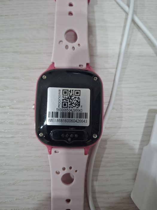 Продам  детские смарт часы