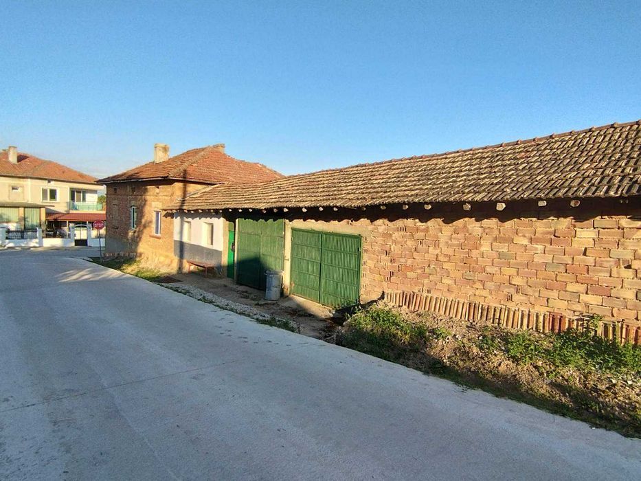 Продава се Къща в с. Беломорци, Област Търговище - 180 кв.м за 680 €/кв.м - Снимка #4