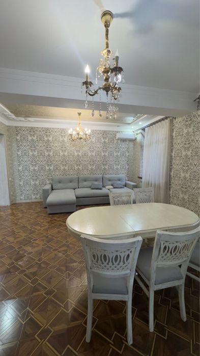 Квартира 4/1/4 Ул. Бабура Ориентир-Piramit Tower