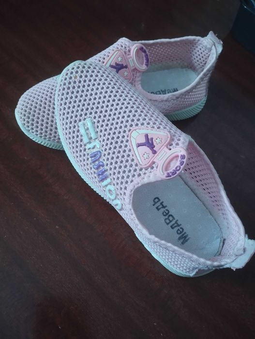 Обувь детская ( 7 пар)