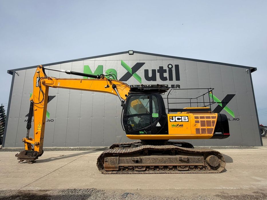 JCB JS 240 Excavator JCB JS 240 Excavator