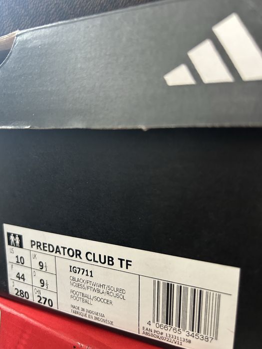 Кроссовки Adidas Predator