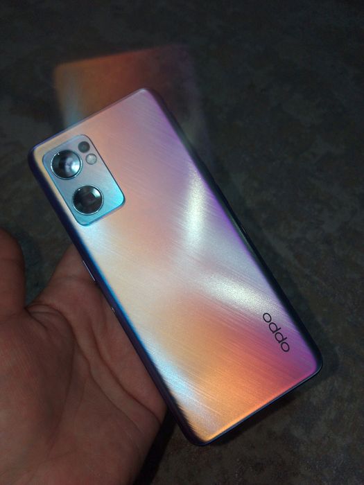 Oppo Reno 7 5G телефон