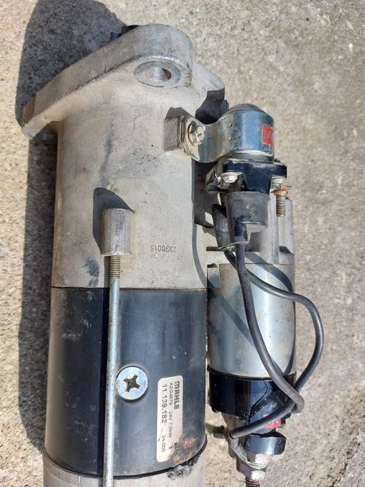 Vând electromotor Mercedes Actros