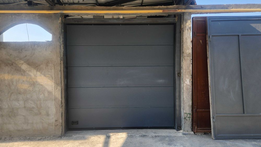 Электрические автоворота, секционные ворота.