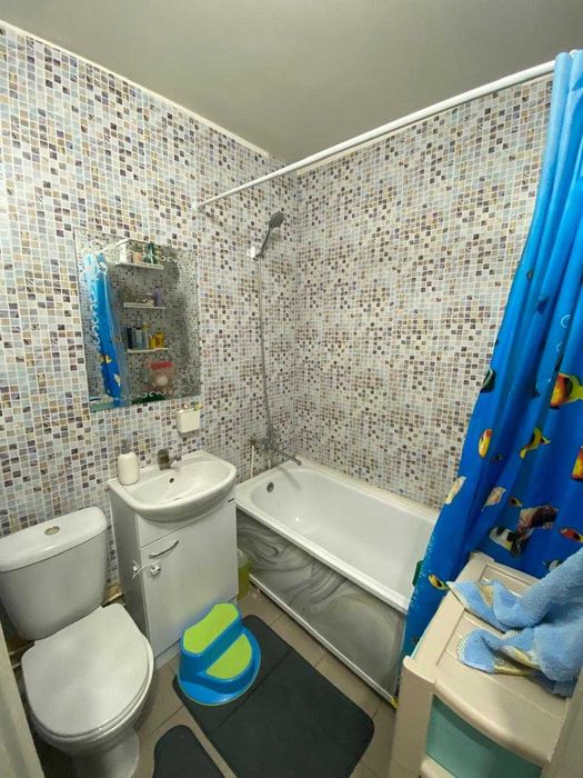 1-ком квартира, в районе КСК!