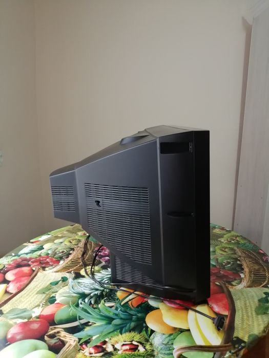 Продаётся телевизор LG флетрон.