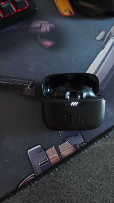 Căști wireless JBL Tune 235NC TWS