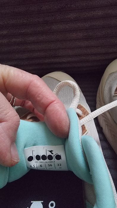 Маратонки Diadora