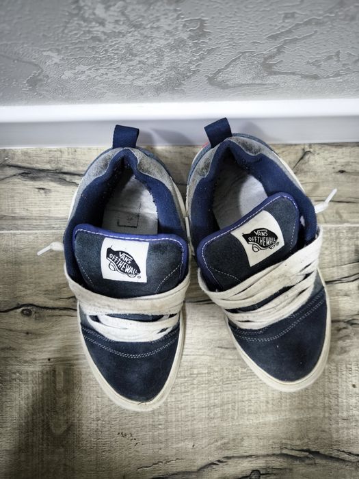 Продам дутыши VANS KNU SKOOL