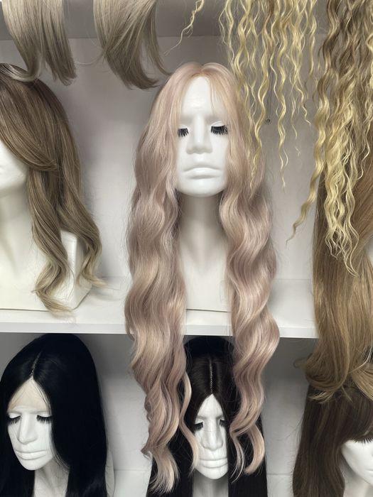 Peruci aspect natural