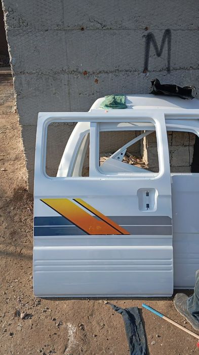 Damas eshiklar sotiladi radnoy kraska oq