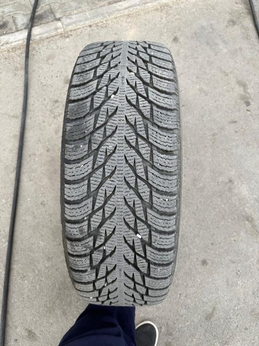 Зимние шины Nokian Hakkapeliitta R3 SUV 235/55 R20, 4 шт.