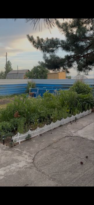 Продам дачу на котлованах. 2 участка объеденены.