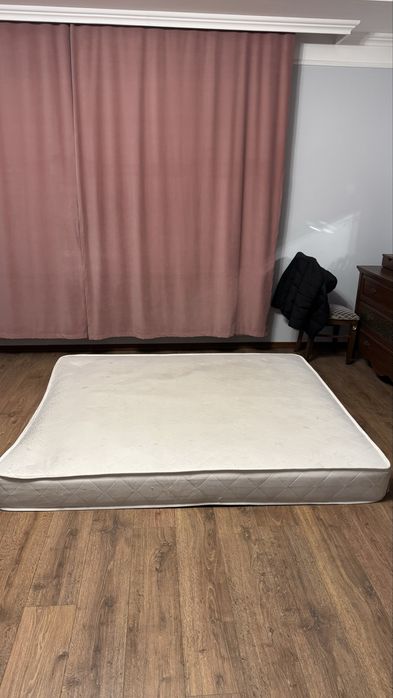 Матрас для кровати