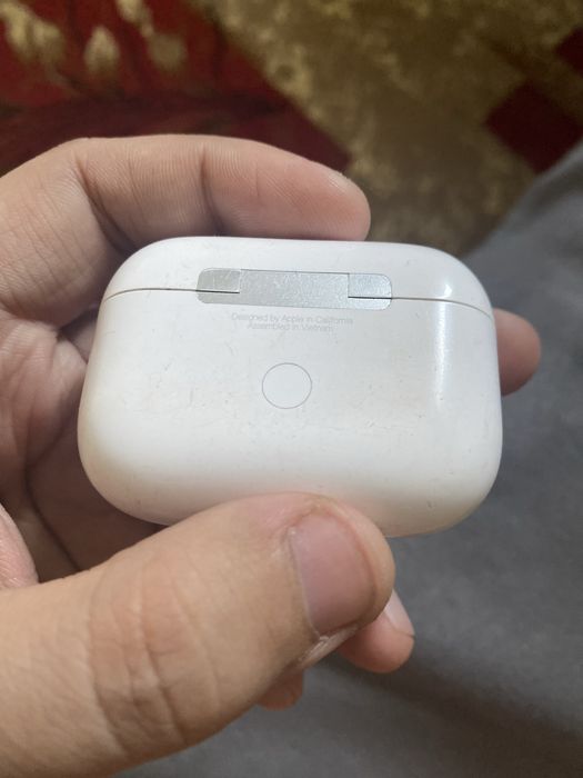 Airpods Pro.