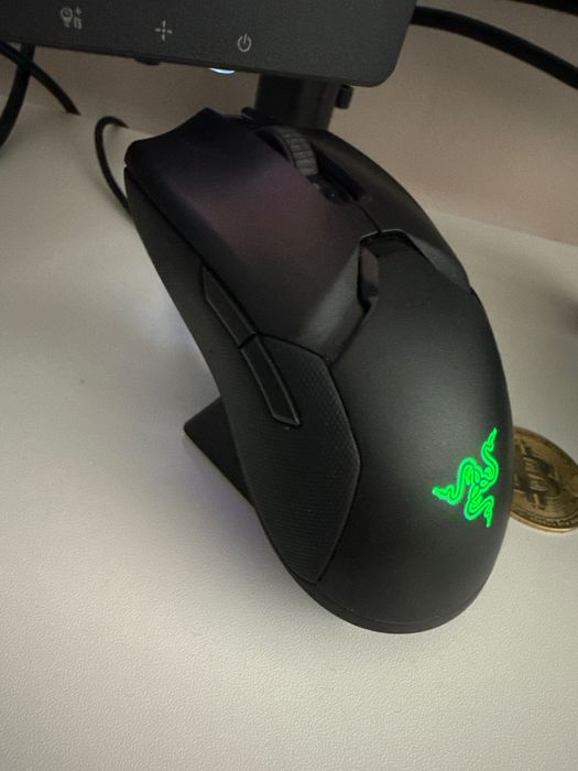 Геймърска мишка Razer VIPER + charging dock