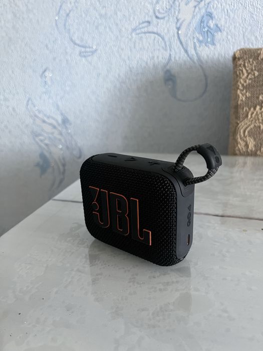 Продам колонку JBL