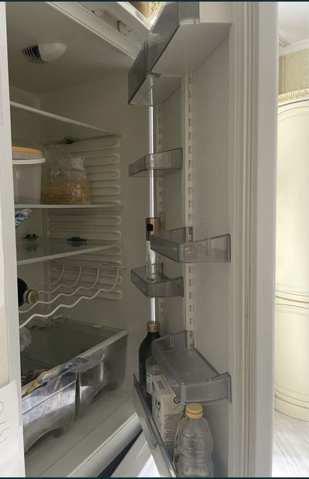 Холодильник. Посудомоечная машина