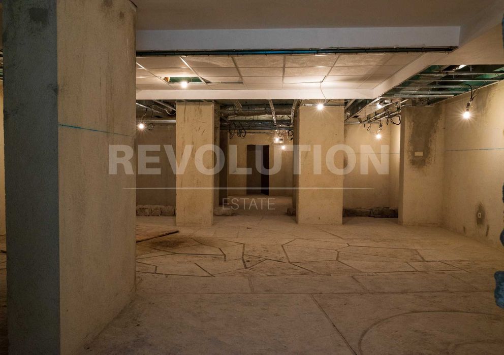 Продава се Офис в Варна, Гръцка махала - 213 кв.м за 1403 €/кв.м - Снимка #4