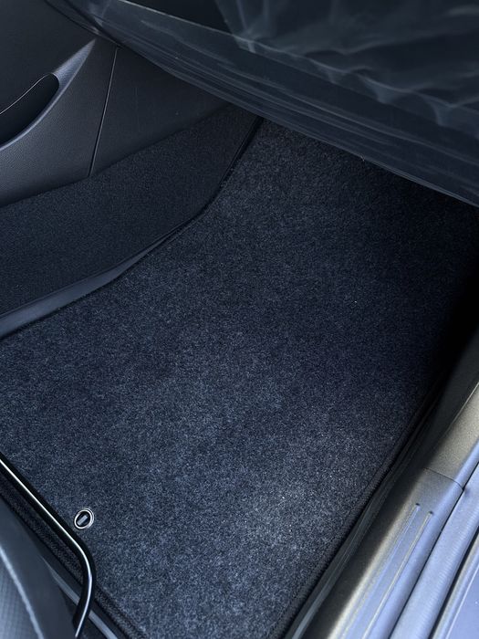 Продам коврики на Сонату