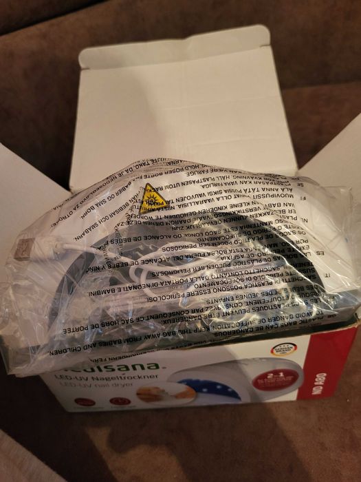 UV и LED комбинирана лампа за маникюр и педикюр