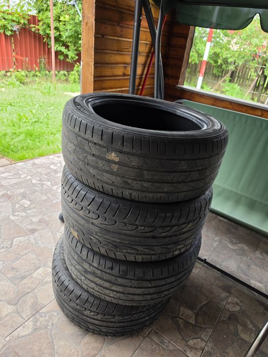 Vând cauciucuri vara 235 45r17