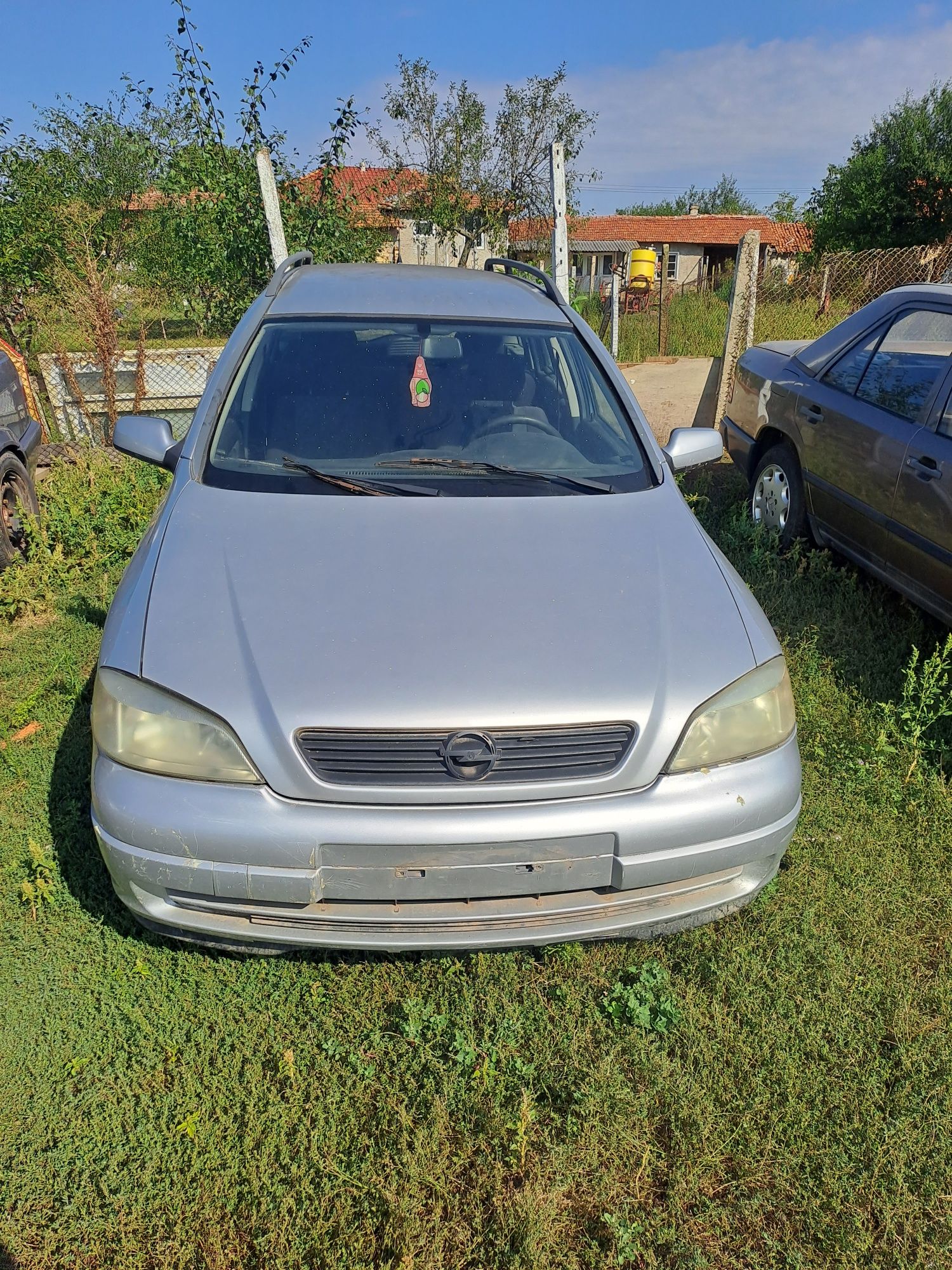 Астра 1,7 101 к само на части с. Лудогорци • OLX.bg