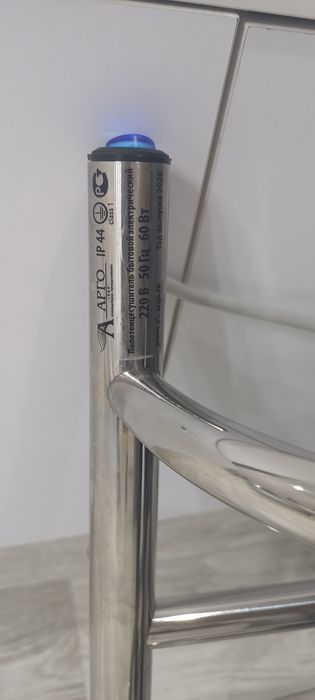 Полотенце сушитель электрически .новый.