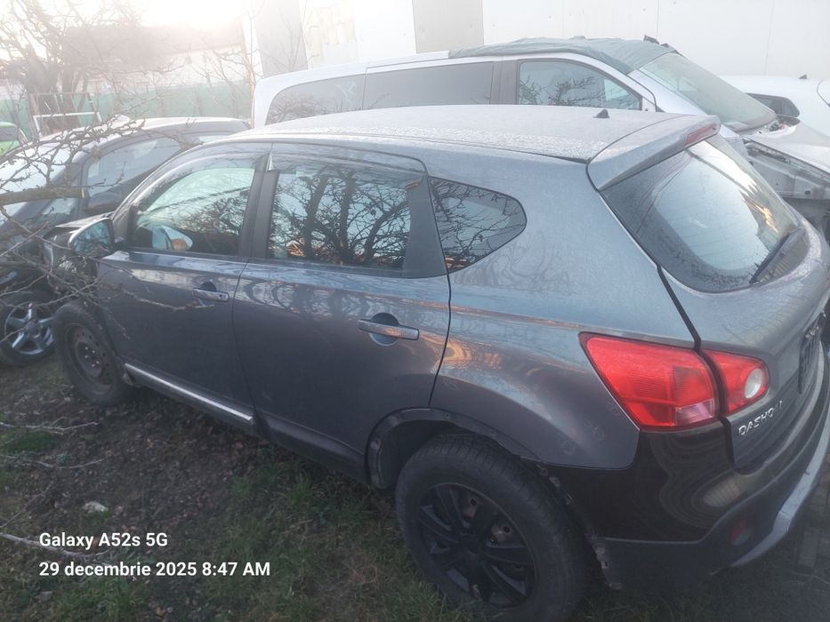 Vînd Nissan qashqai 1.5 dci pentru piese de schimb.