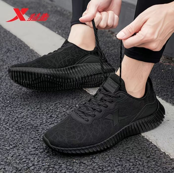 Продам оригинальные кроссовки Xtep (новые)