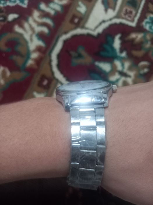 Soat sotiladi  QUARTZ