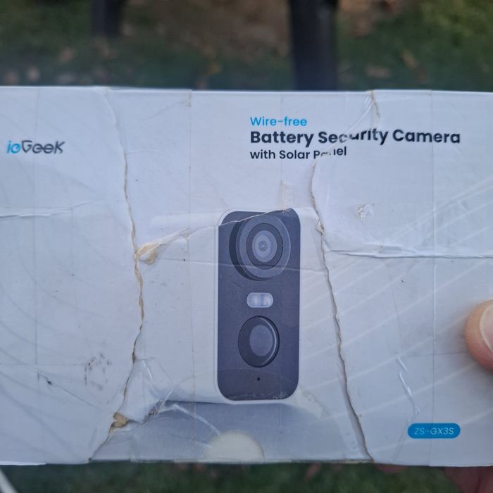 Cameră exterior cu panou solar,  conectare pe telefon,  nouă,  card inclus,  Belgia