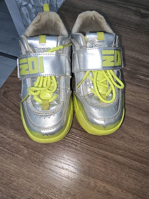 Кроссовки для девочки, б/у ,36 размер.