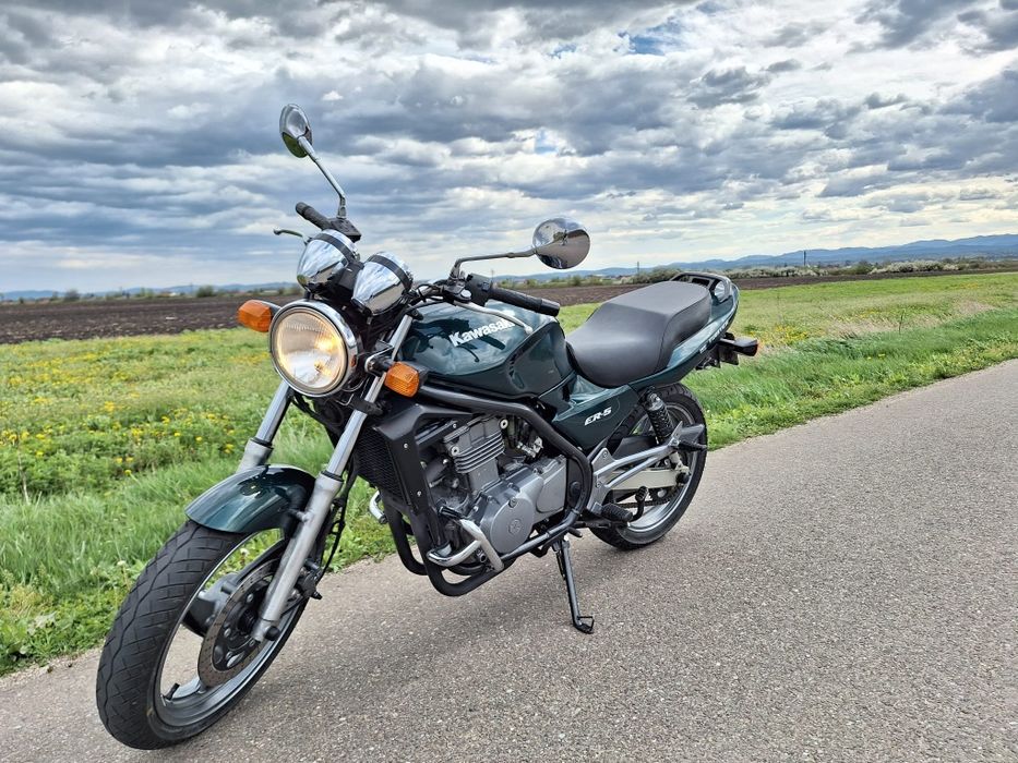 Motocicleta Kawasaki Er5
