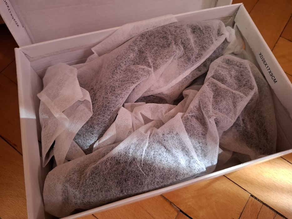 Дамски  черни  токчета