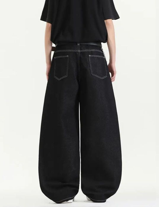 Черные оверсайз джинсы