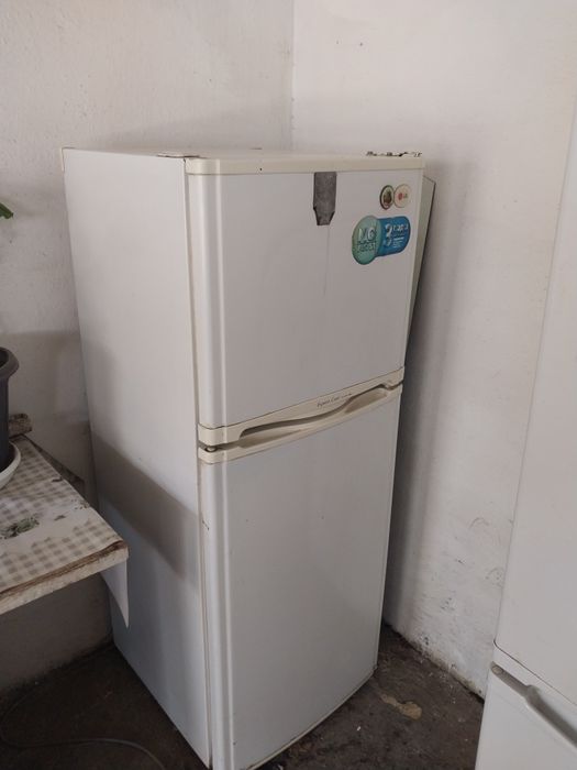 Холодильник саттылады бу рабочий