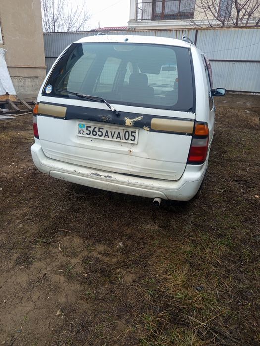Продам Ниссан Прерия Джой