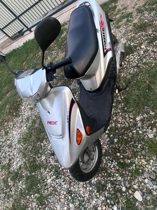 Vând scuter REX 49 cc