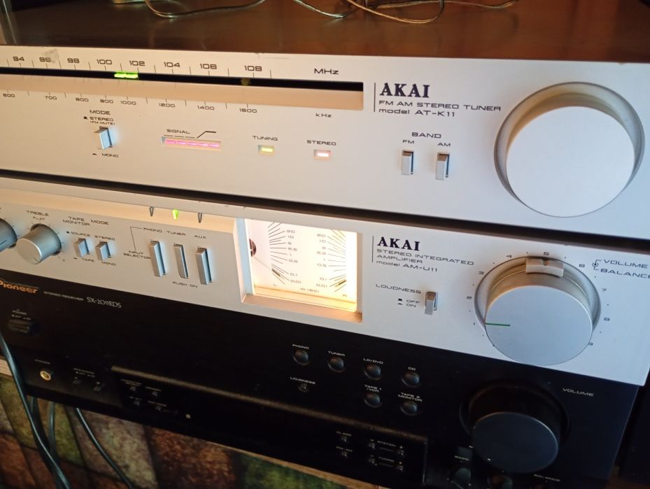 Amplificator și tuner Akai, Amplituner Pioneer