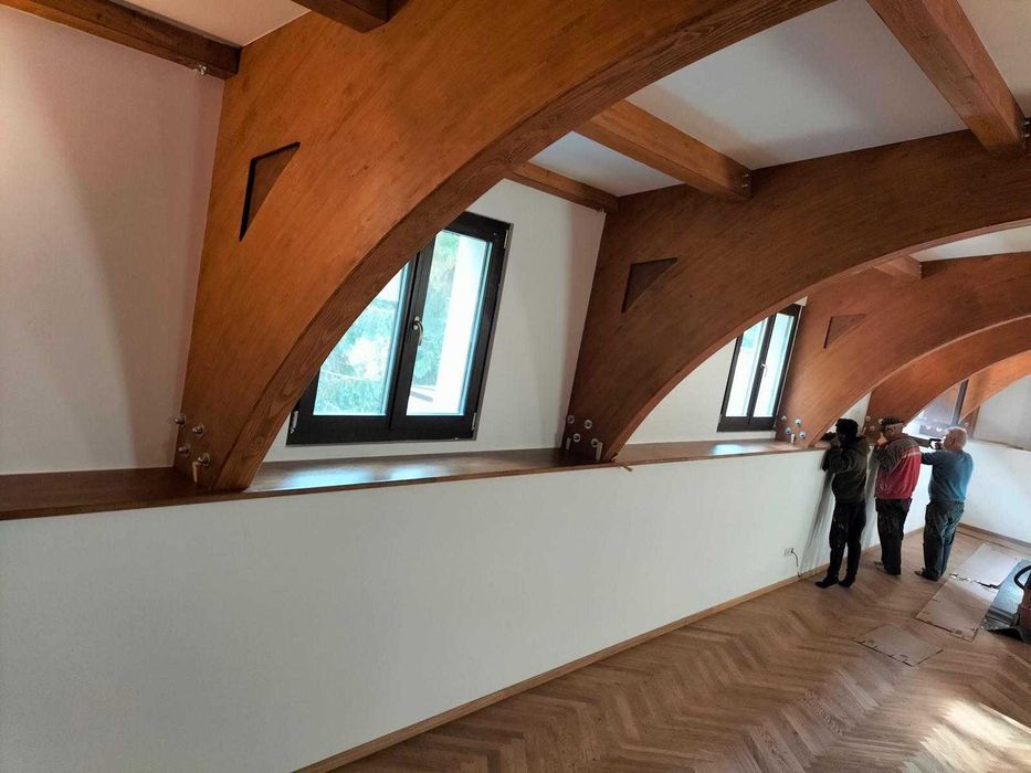 Scari , Balustrade si Pervazuri  din Lemn