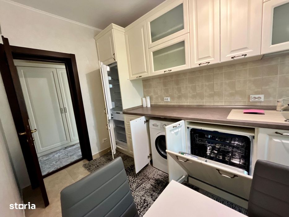 Apartament de vanzare, 2 camere, decomandat, 53 mp, CUG
