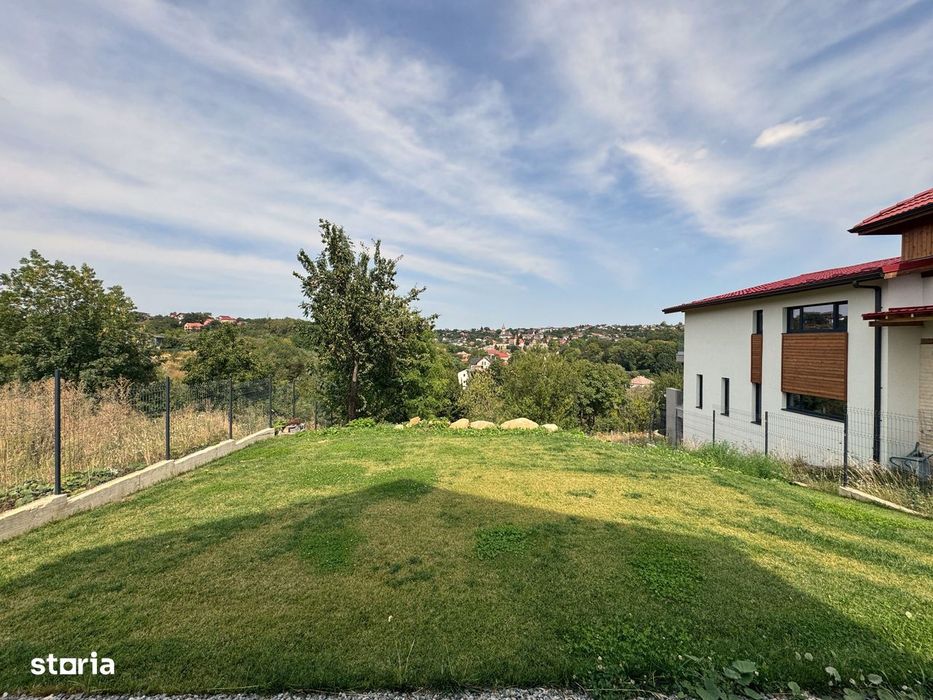 Casă individuală 160mp utili, teren 873 mp, panoramă superba - Feleacu