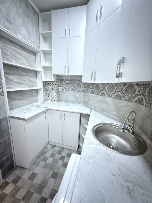 Novostroyka 1-xonali Kvartira Jihozlangan Yakkasaroy Markazida