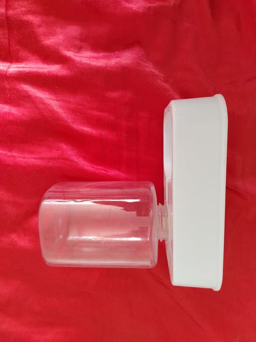 Поилка для кошек б/у.