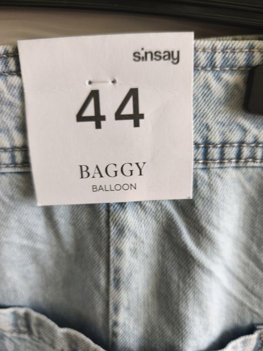 Чисто нови дънки, 44 размер