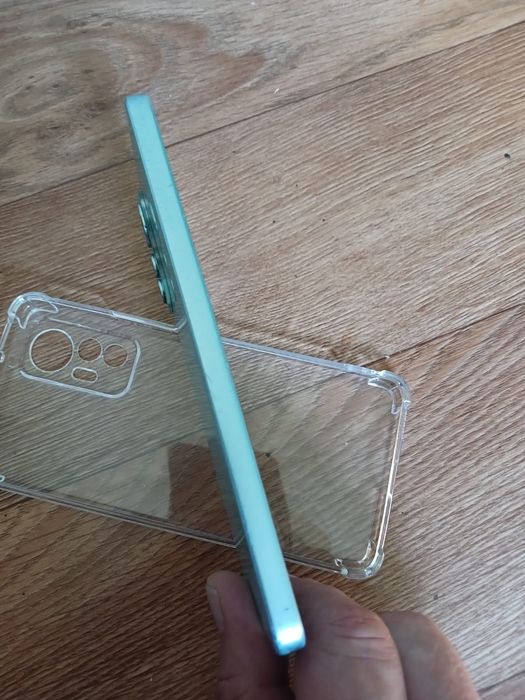 Xiaomi 12 lait . Продаю.